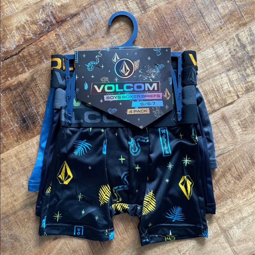 Volcom underwear boxer briefs NWT